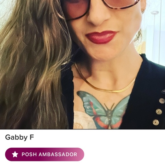 Meet your Posher, Gabrielle - Picture 2 of 2